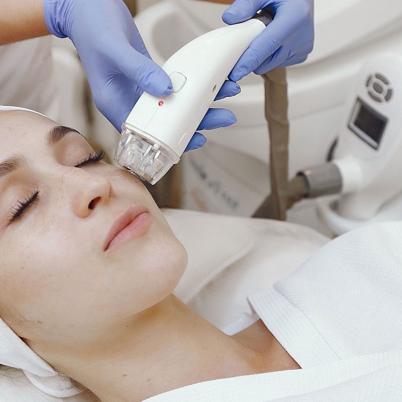 HIFU for Jawline, Neck, and Face Contouring: Get a Sculpted Look Without Surgery