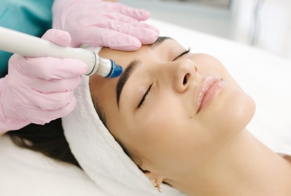 Top 5 Reasons Advanced HydraFacial Is the Ultimate Glow Therapy
