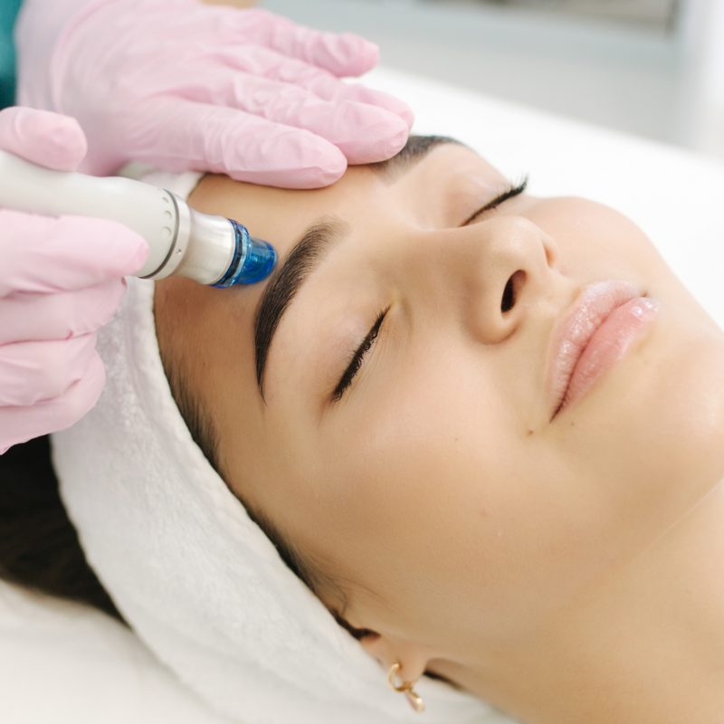 Top 5 Reasons Advanced HydraFacial Is the Ultimate Glow Therapy