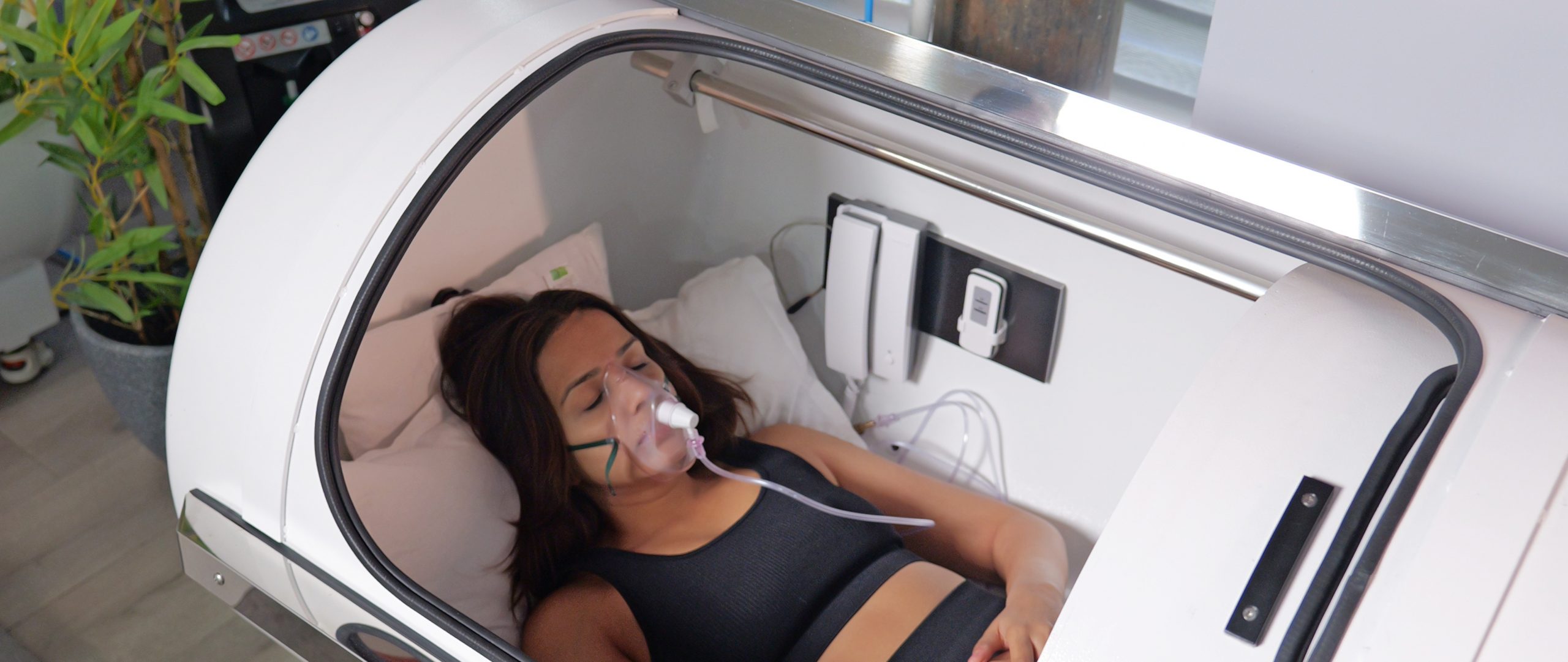 Detox Your Lungs: The Ultimate Defence Against Unhealthy AQI with HBOT 