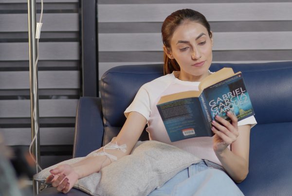 Struggling with Jet Lag, Fatigue, or Brain Fog? IV Drip Therapy is the Solution!